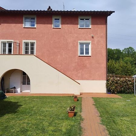 Casa Claudia Ξενοδοχείο Capannori Εξωτερικό φωτογραφία